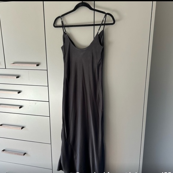 Aritzia Wilfred Canto Dress - Picture 3 of 3